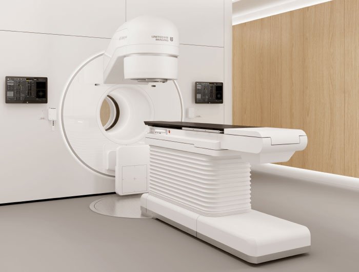Integrated CT-linac uRT-linac 506c